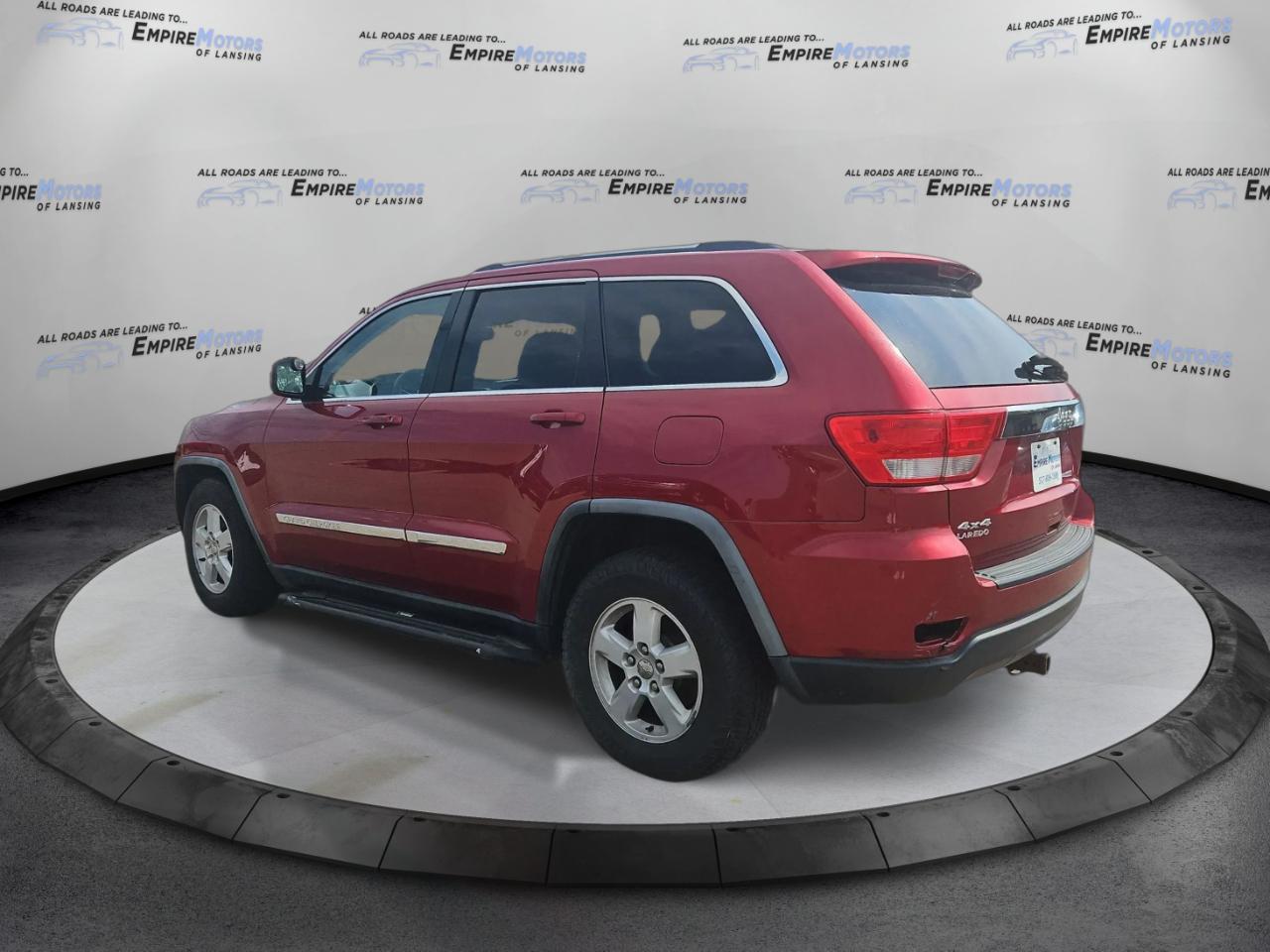 Jeep Grand Cherokee Laredo 4WD 2011