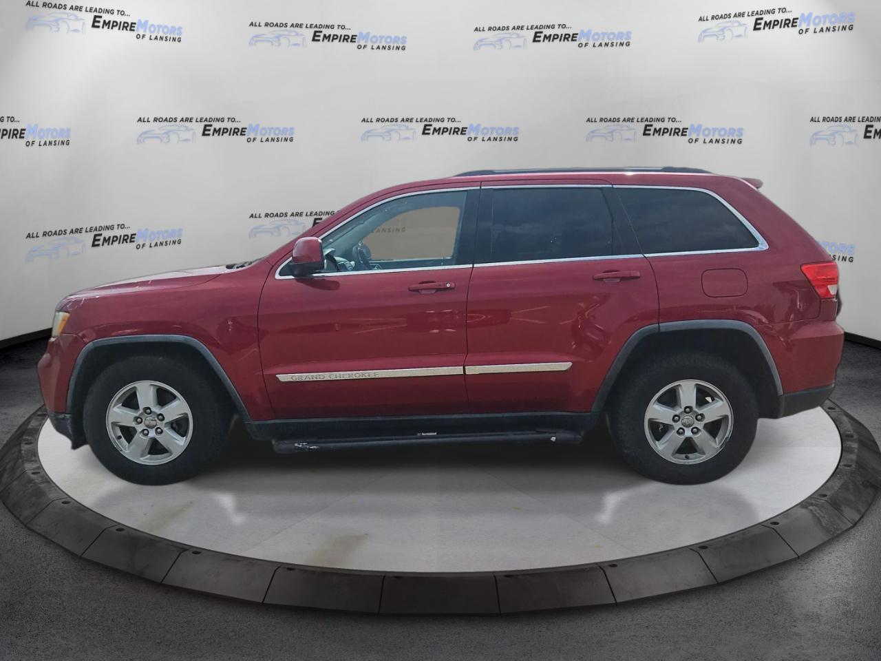 Jeep Grand Cherokee Laredo 4WD 2011