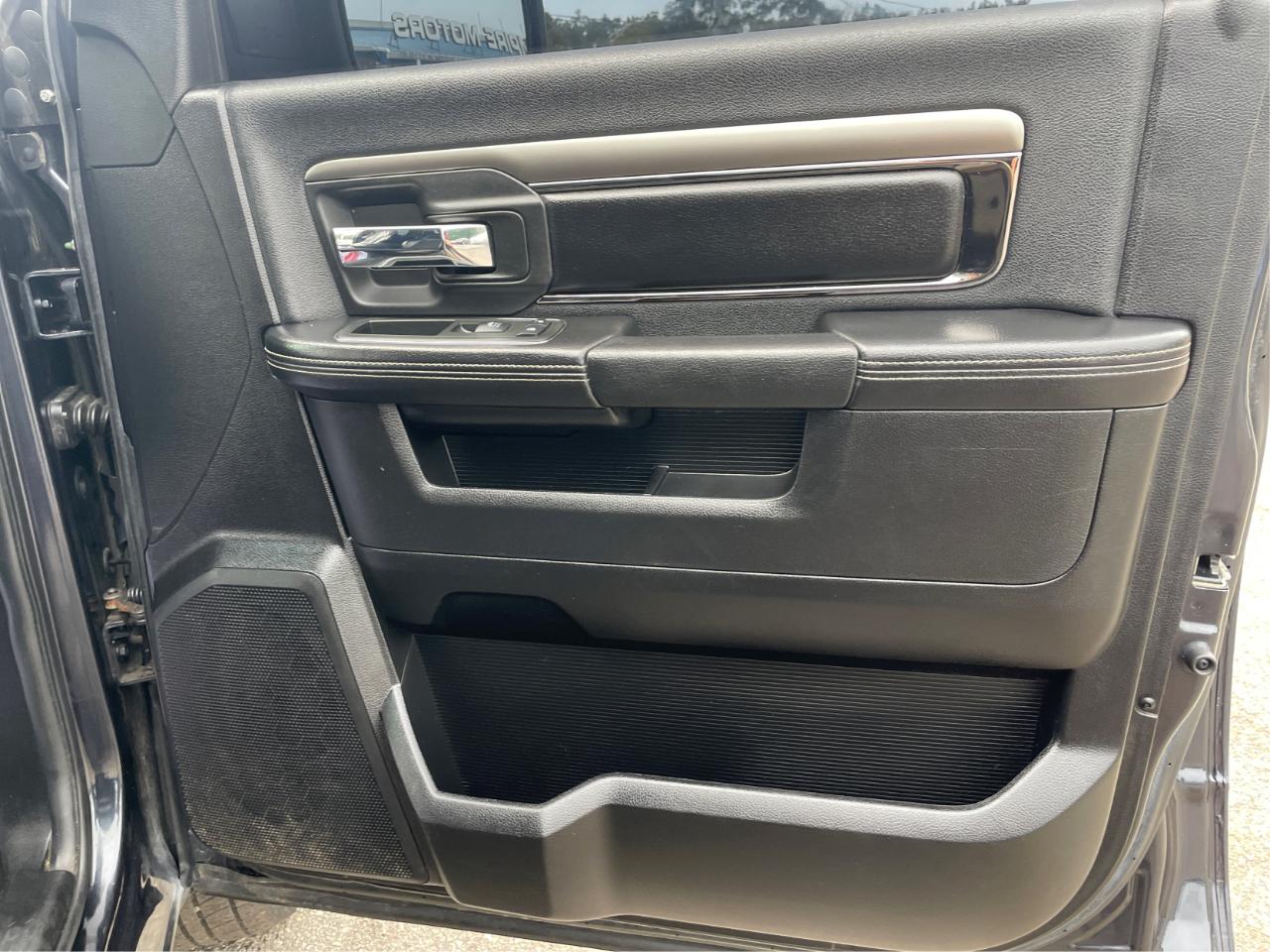 RAM 1500 4WD Crew Cab 149" Sport 2013