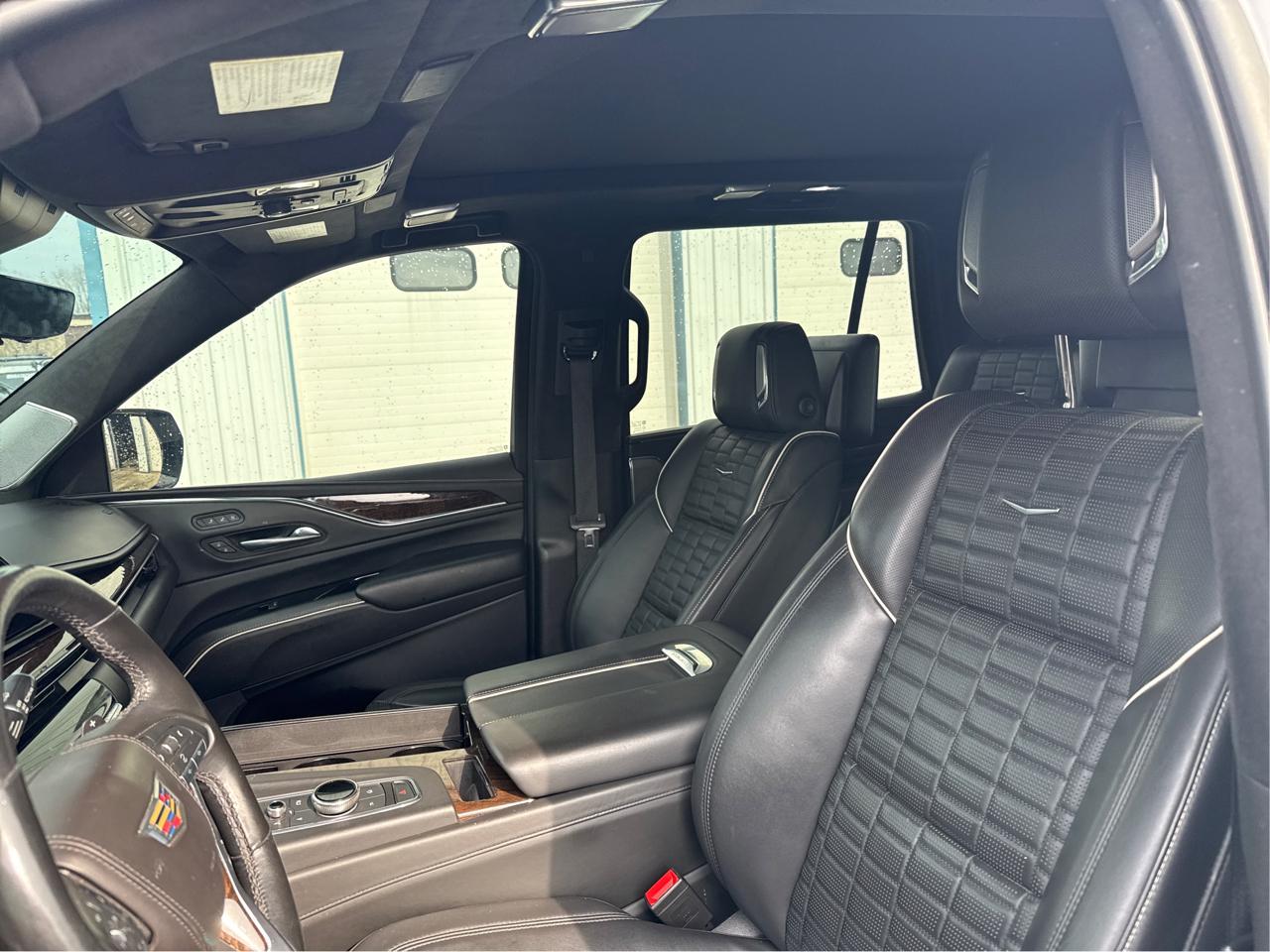 Cadillac Escalade Premium Luxury Platinum AWD 2021