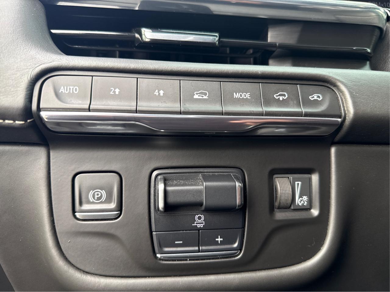 Cadillac Escalade Premium Luxury Platinum AWD 2021