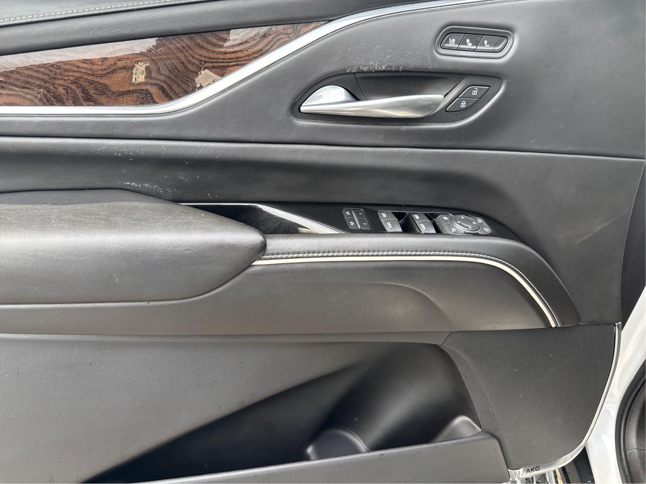 Cadillac Escalade Premium Luxury Platinum AWD 2021