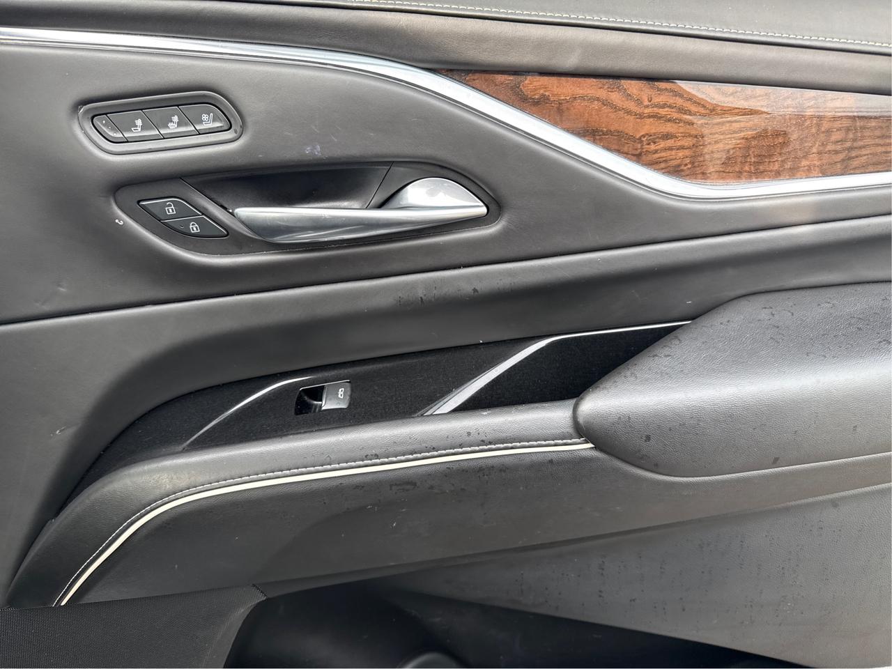 Cadillac Escalade Premium Luxury Platinum AWD 2021