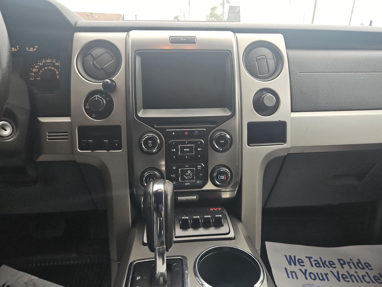 Ford F-150 SVT Raptor 2014