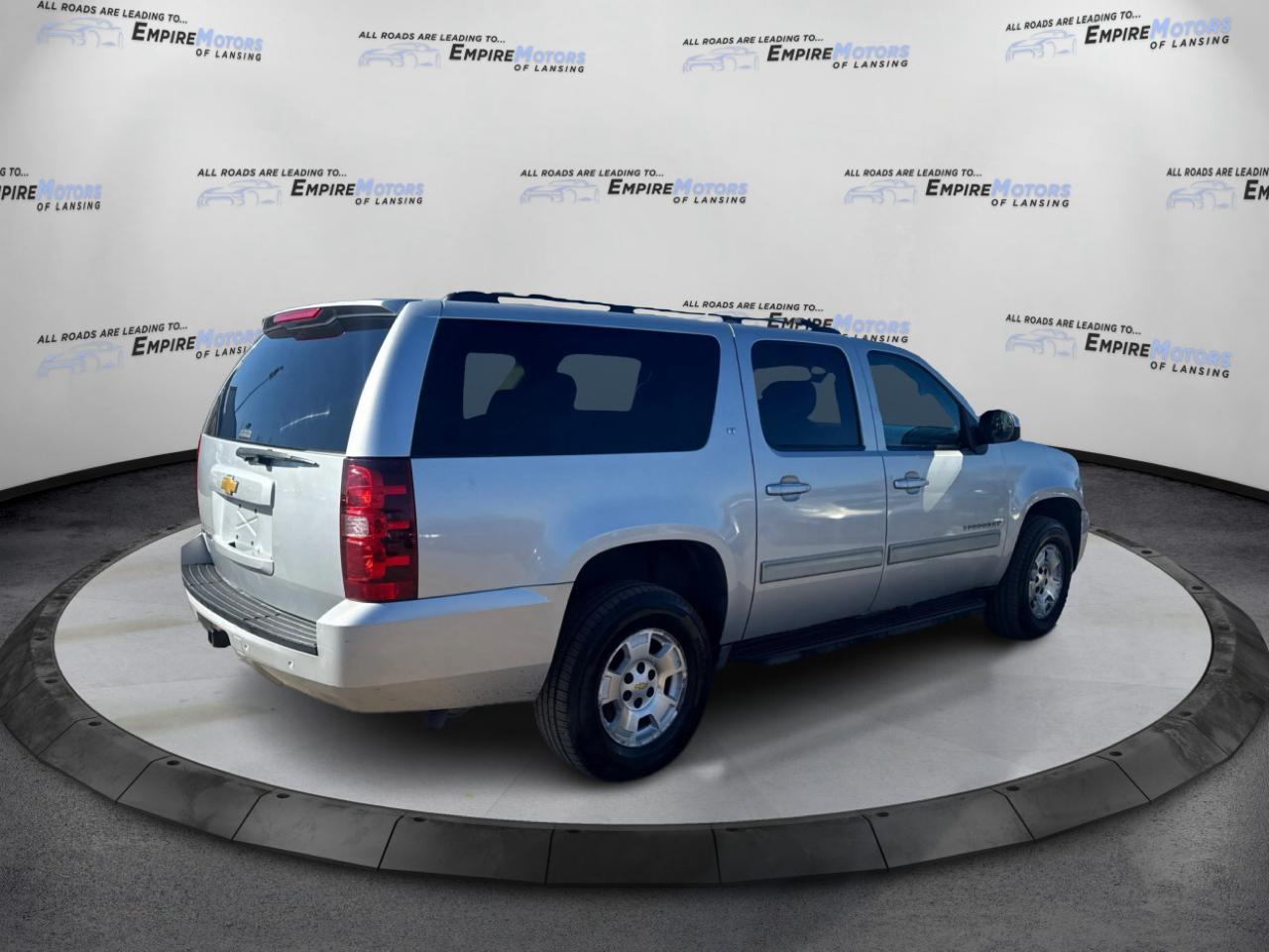 Chevrolet Suburban LTZ 1500 4WD 2013