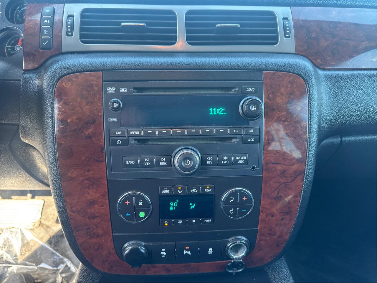 Chevrolet Suburban LTZ 1500 4WD 2013