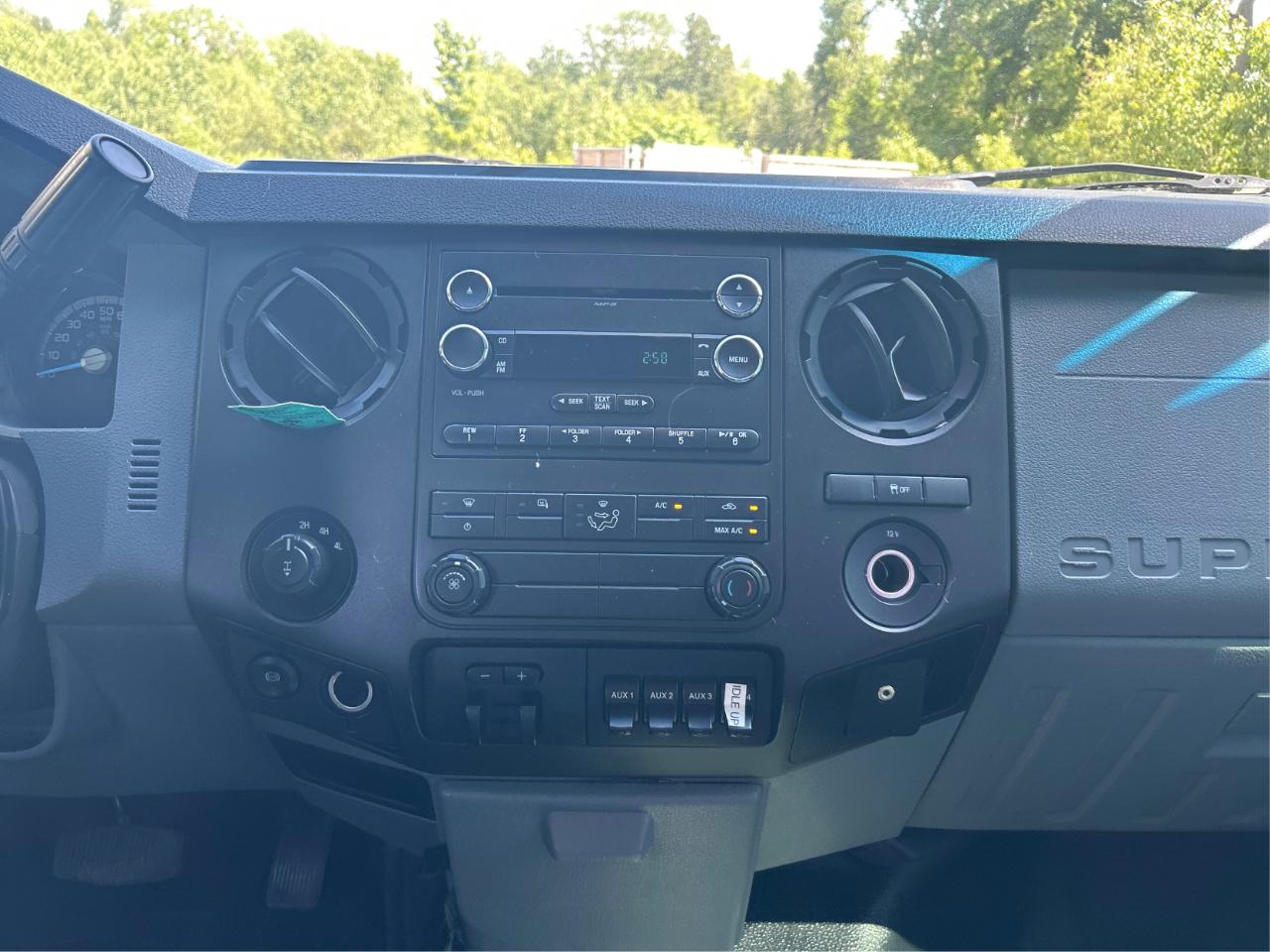Ford F-250 SD XLT Crew Cab Long Bed 4WD 2016