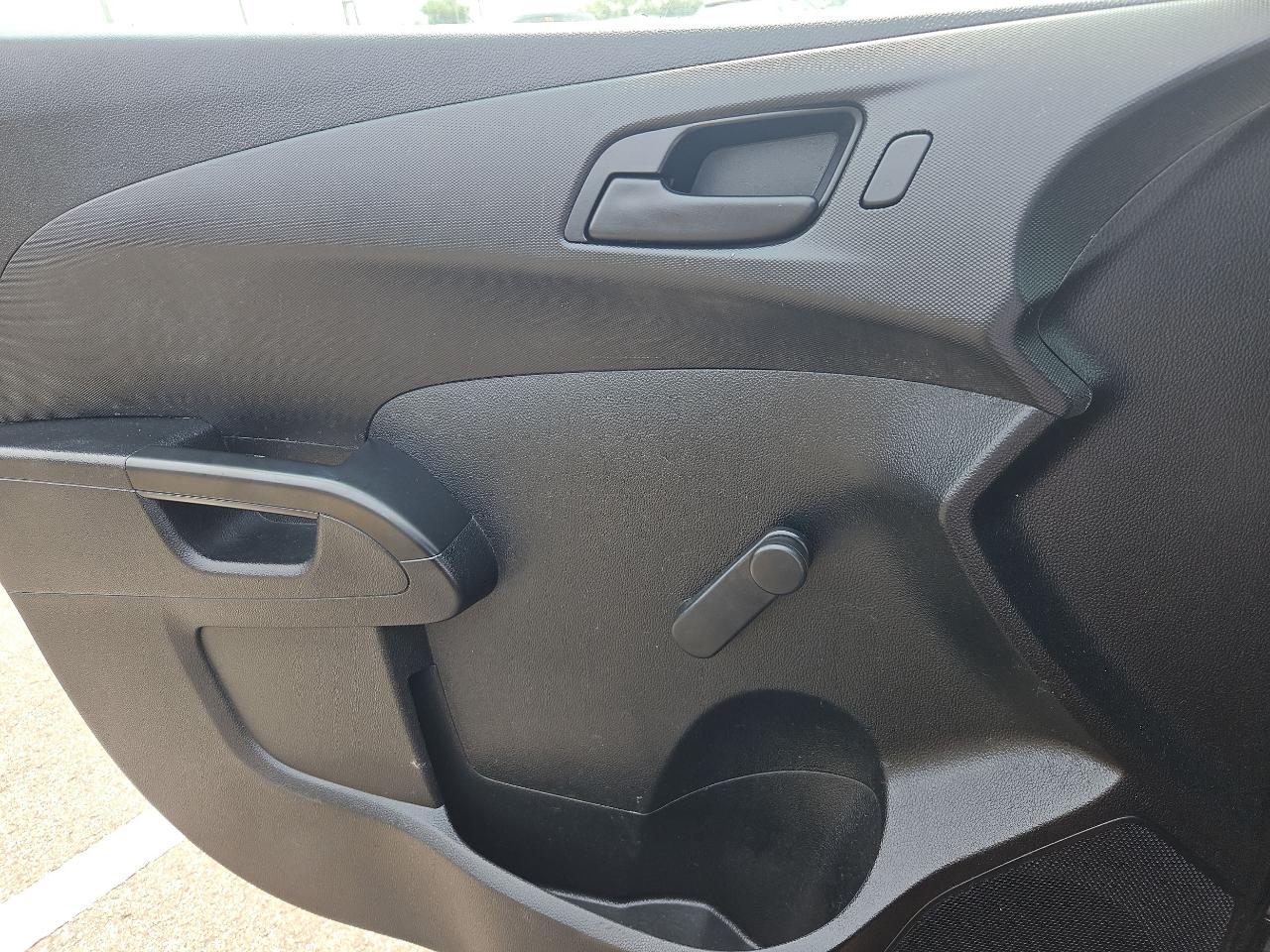 Chevrolet Sonic FL Auto Hatchback 2020