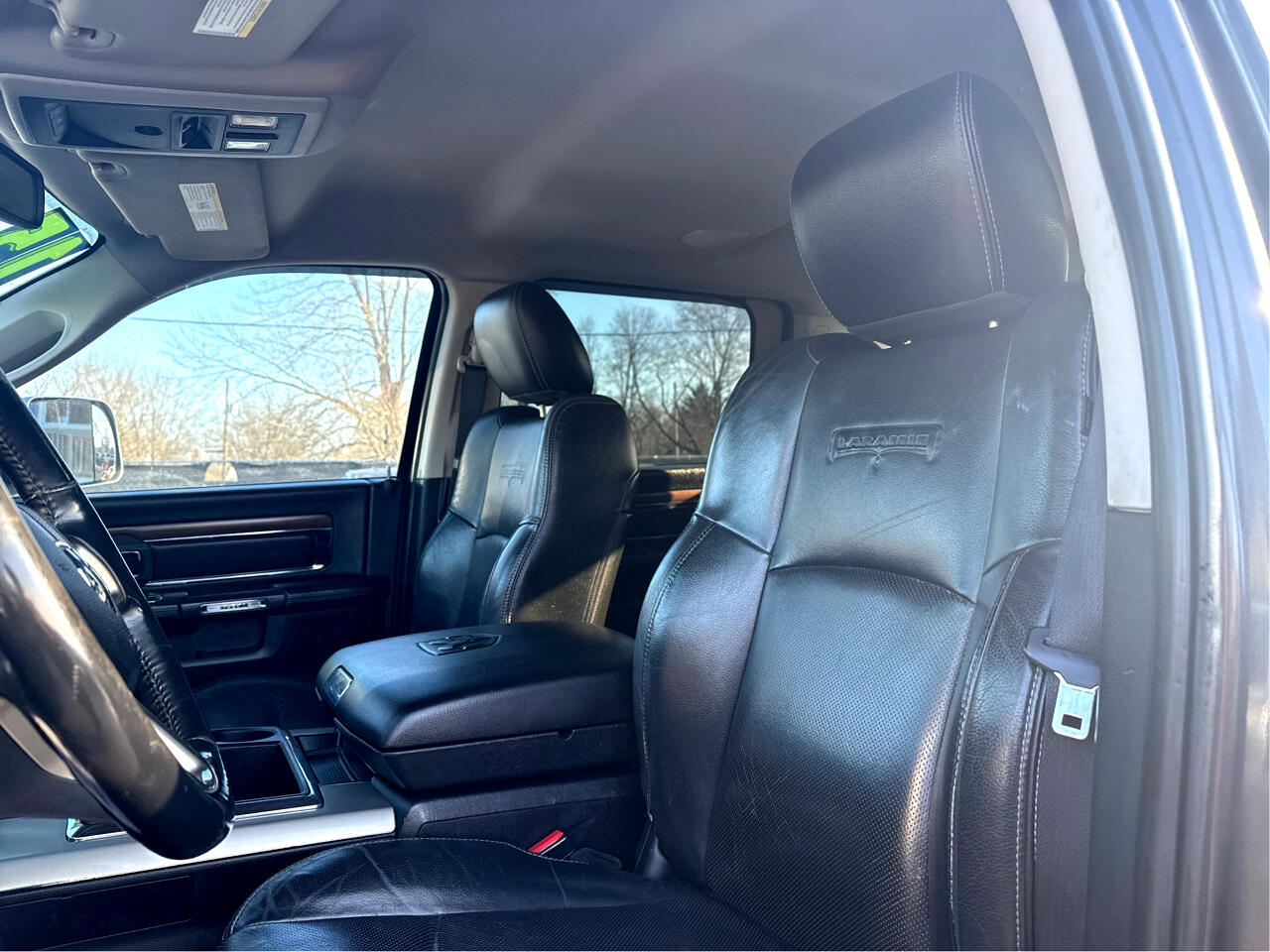 RAM 2500 Laramie Mega Cab 4WD 2015