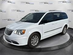 2015 Chrysler Town & Country 