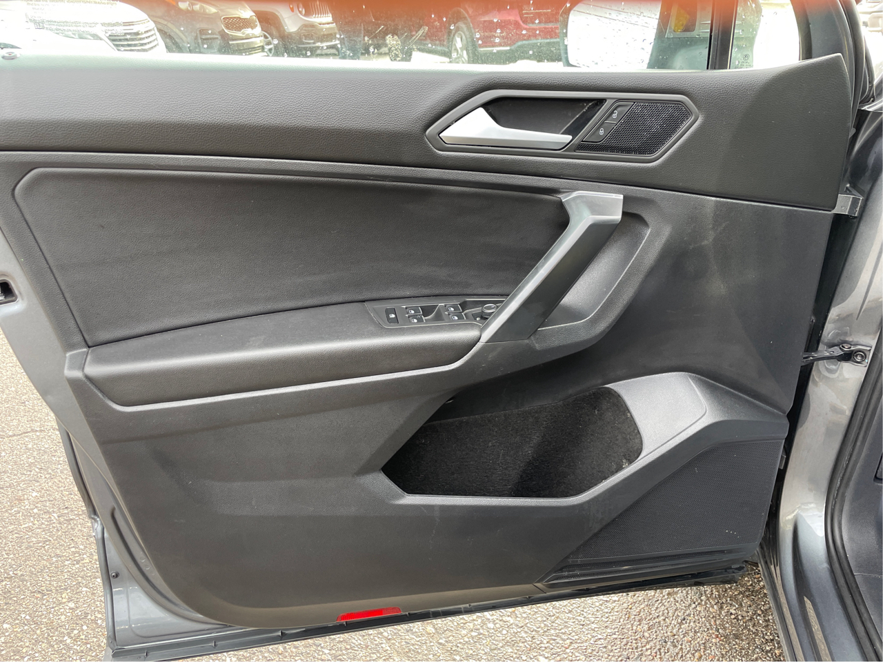 Volkswagen Tiguan SE 4Motion 2021