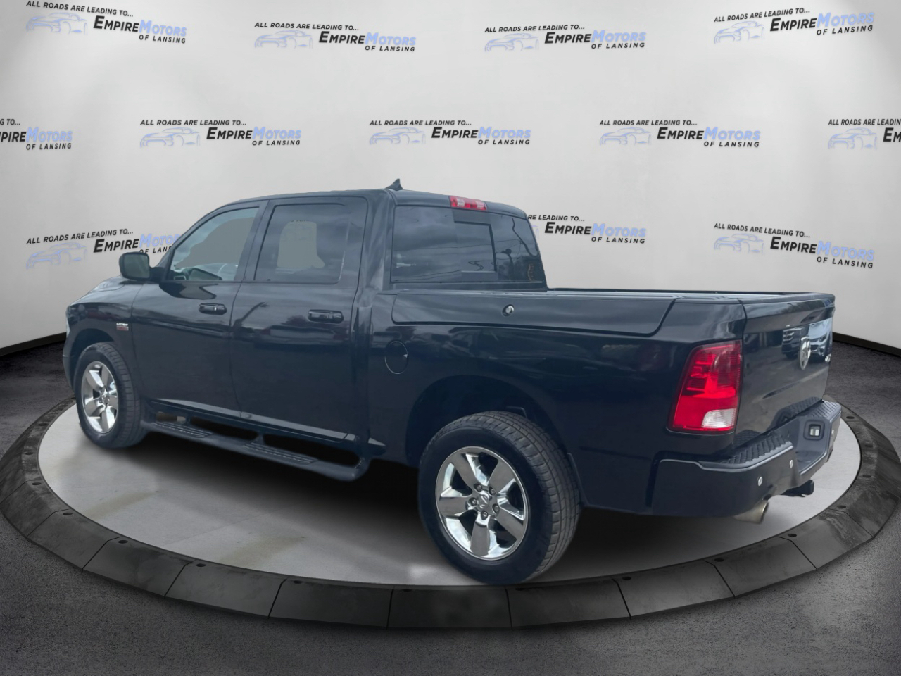 RAM 1500 Classic Tradesman Crew Cab SWB 4WD 2019