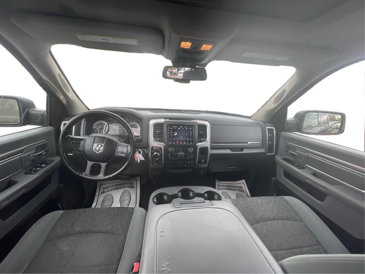 RAM 1500 Classic Tradesman Crew Cab SWB 4WD 2019