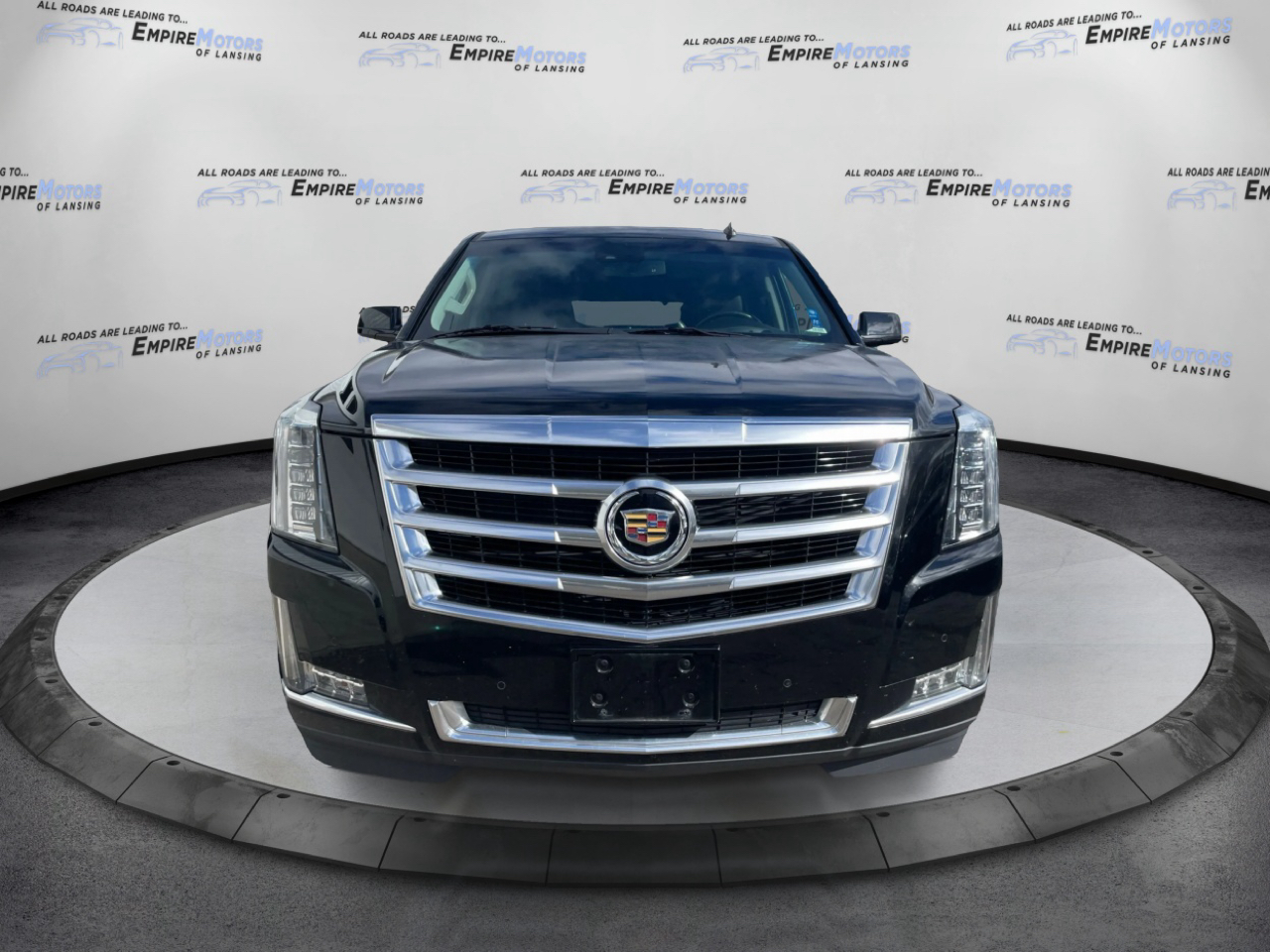 Cadillac Escalade Luxury 4WD 2015