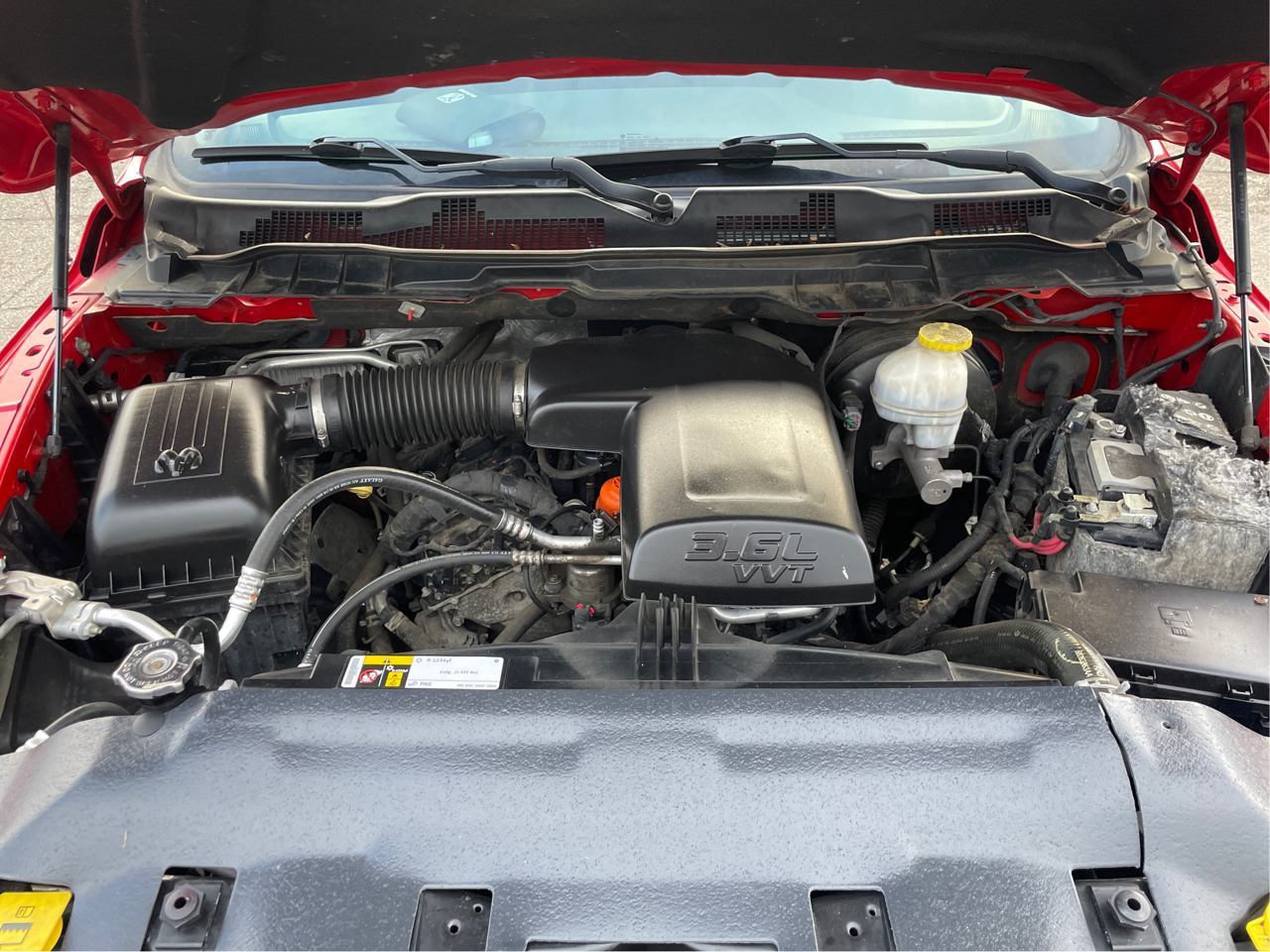 RAM 1500 SLT Quad Cab 4WD 2018