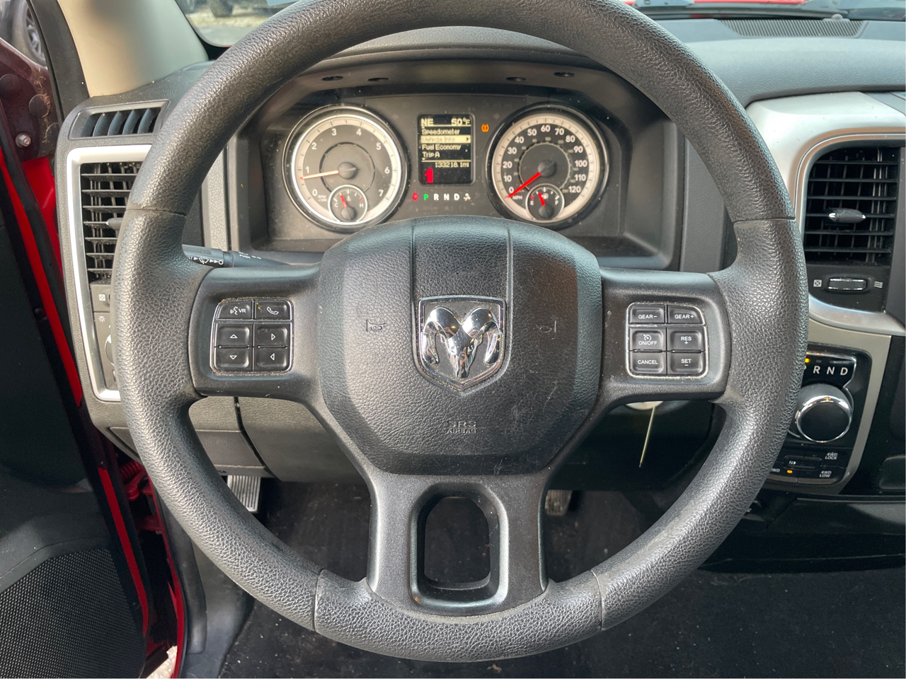 RAM 1500 SLT Quad Cab 4WD 2018