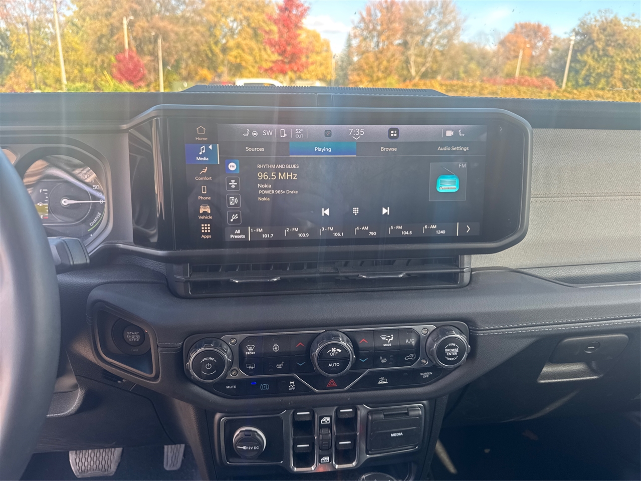 Jeep Wrangler 4xe Sahara 2024