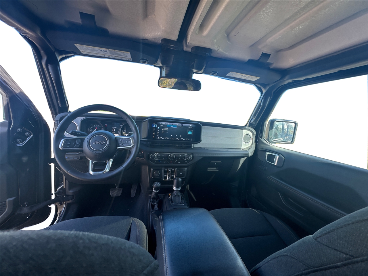 Jeep Wrangler 4xe Sahara 2024