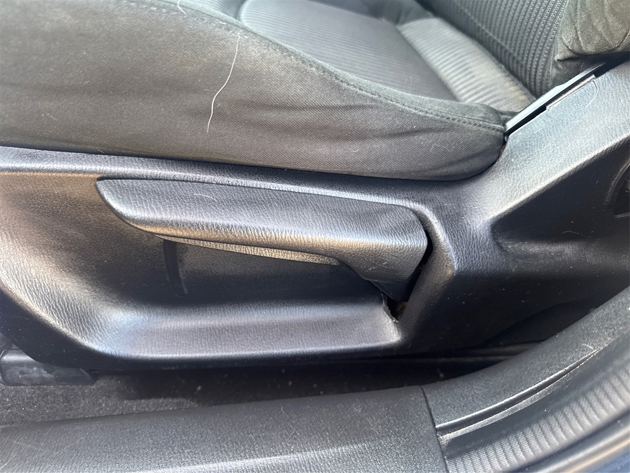 Mazda MAZDA3 i Touring AT 5-Door 2014