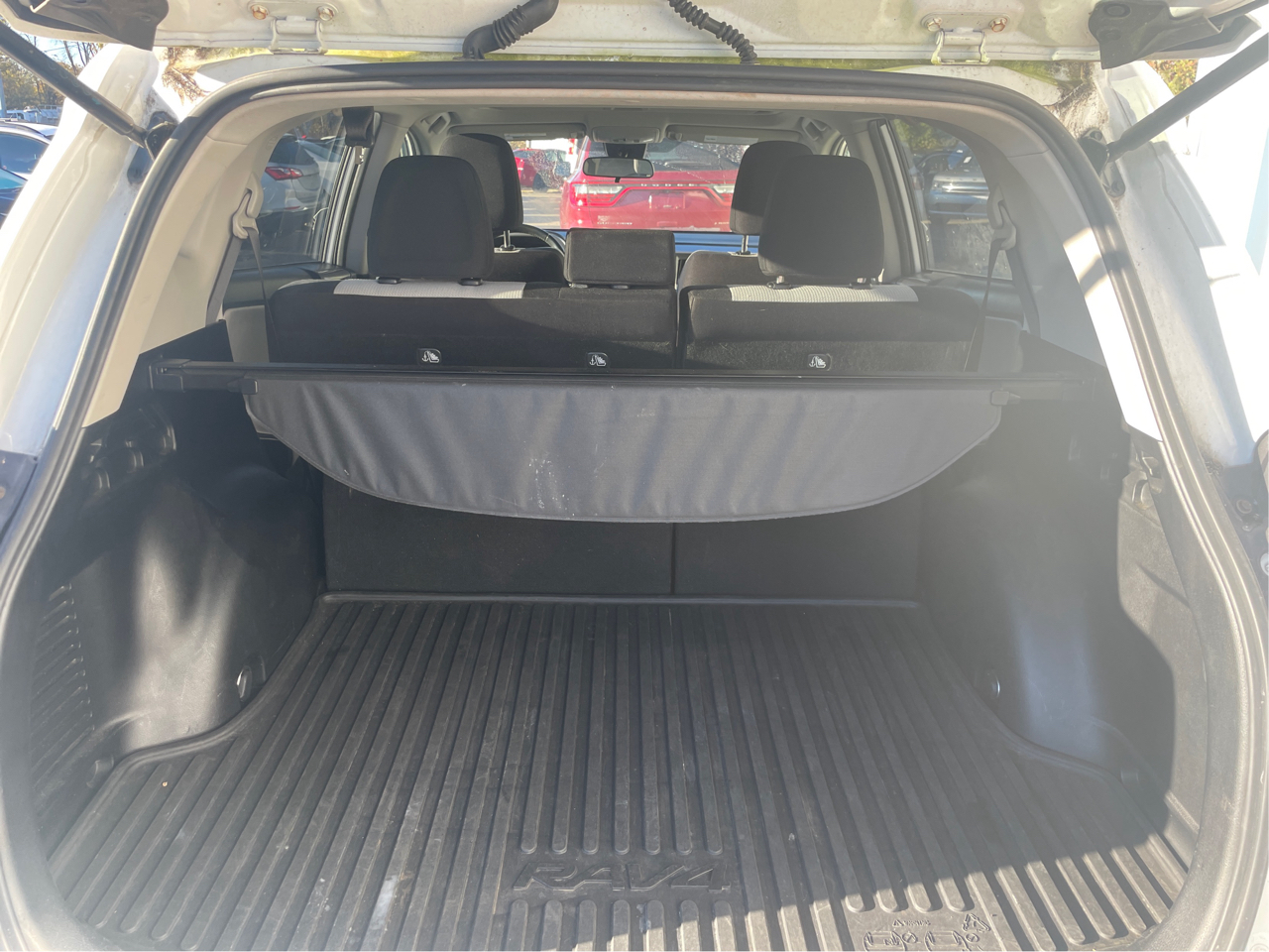 Toyota RAV4 XLE AWD 2018