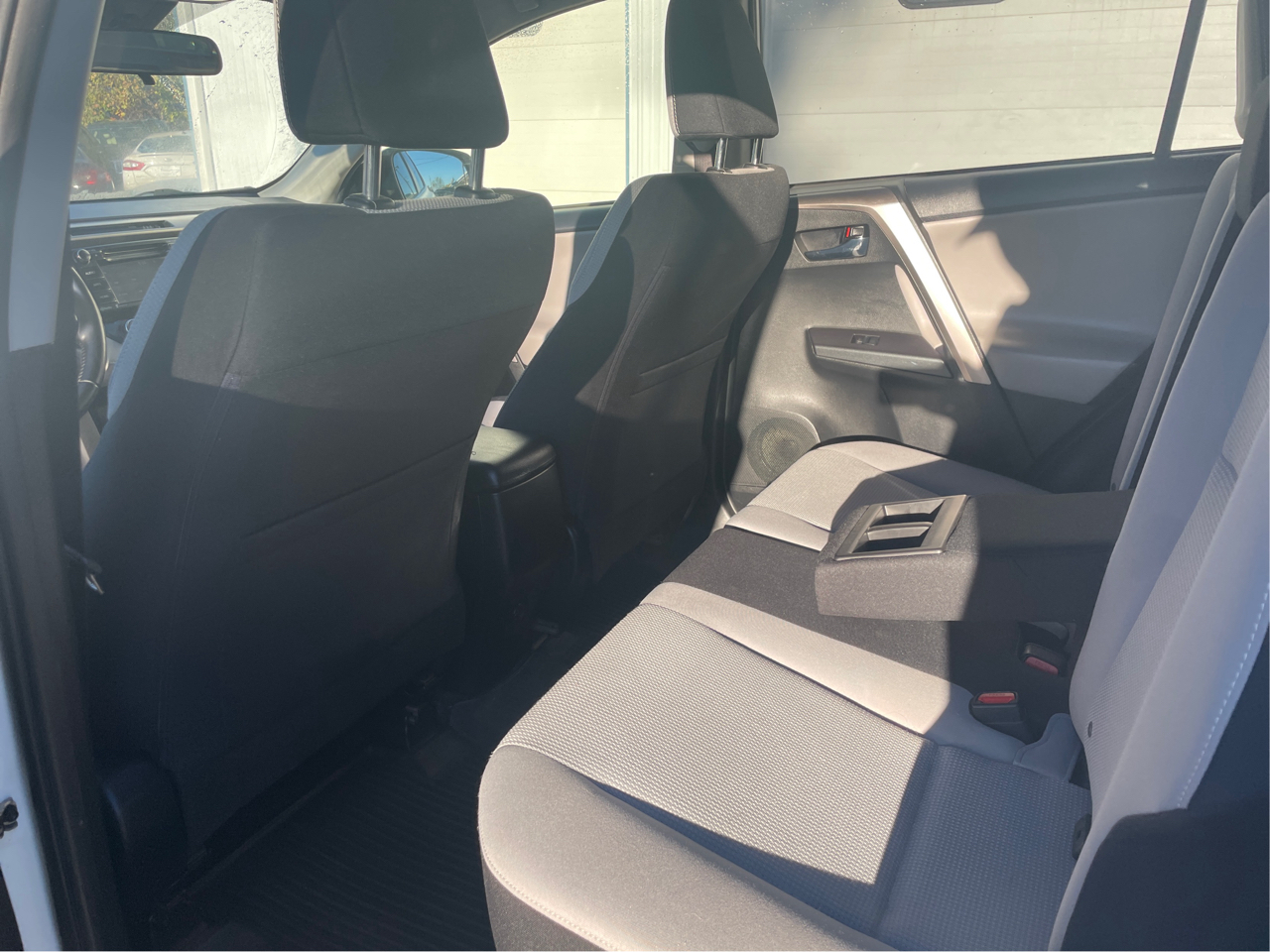 Toyota RAV4 XLE AWD 2018