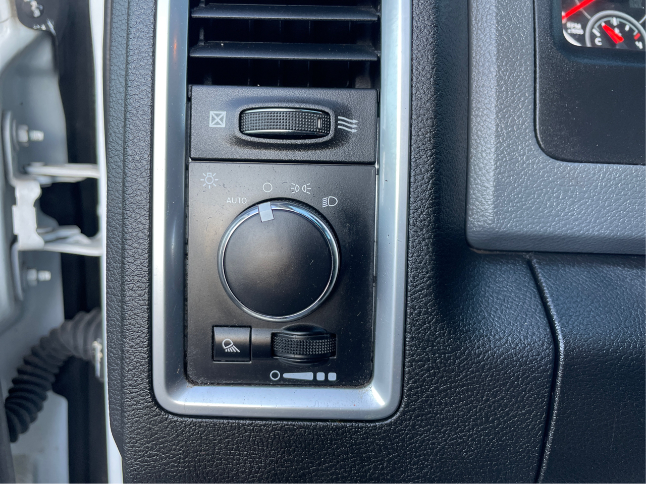 RAM 1500 Classic Tradesman Crew Cab LWB 4WD 2019