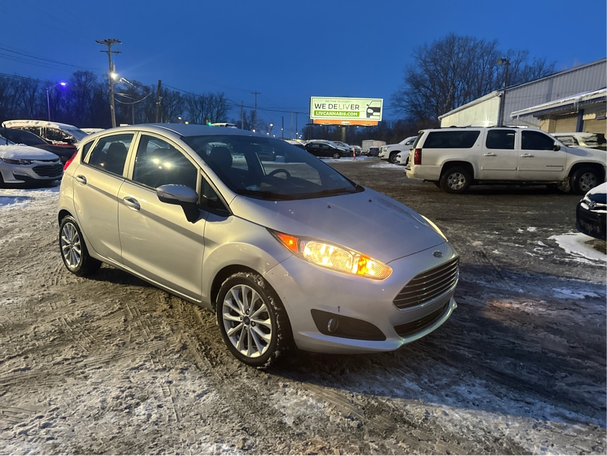 Ford Fiesta SE Hatchback 2014