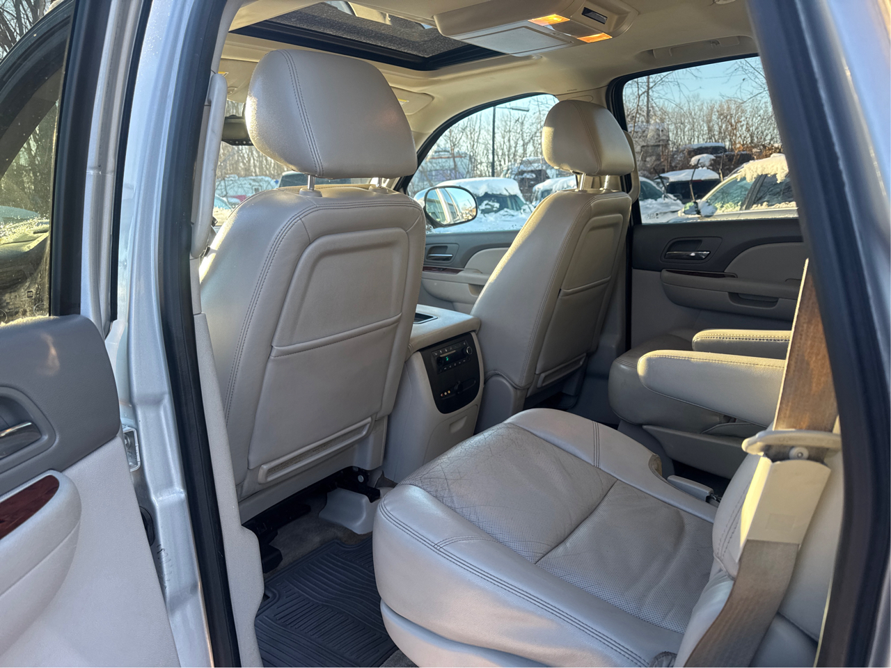 Chevrolet Tahoe LTZ 4WD 2013