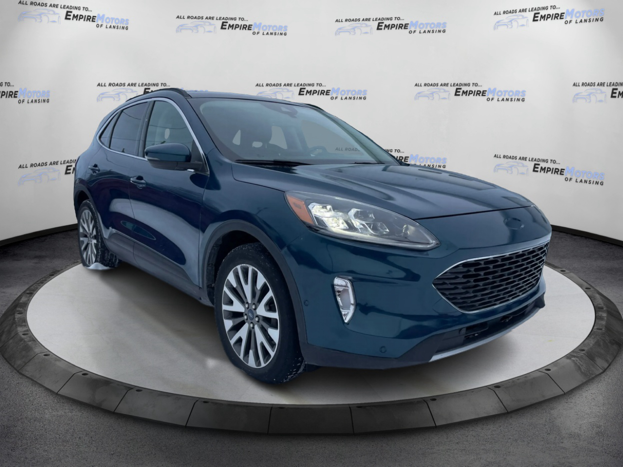 Ford Escape Hybrid Titanium AWD 2020