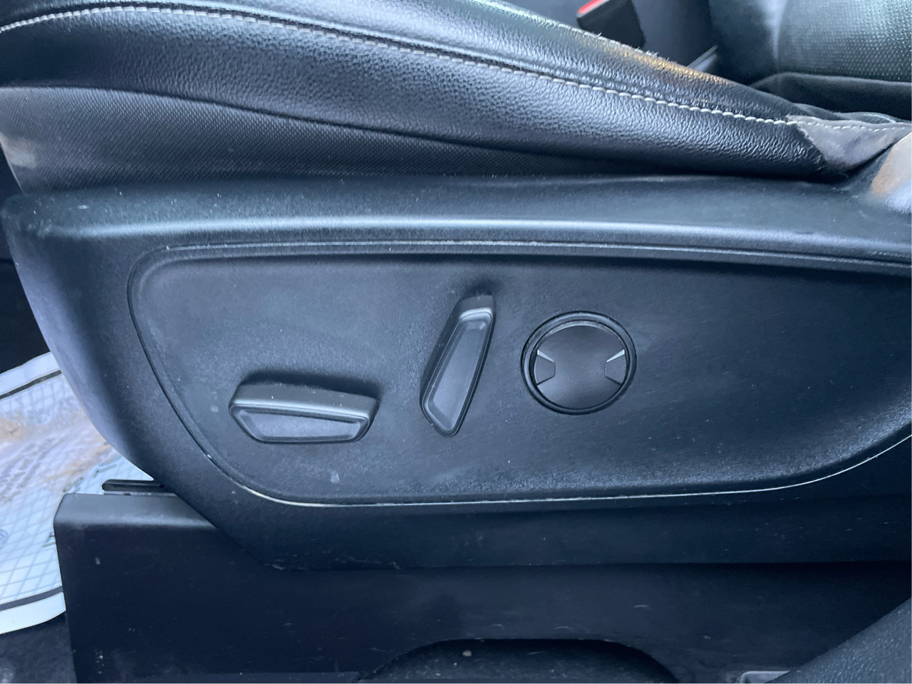 Ford Escape Hybrid Titanium AWD 2020