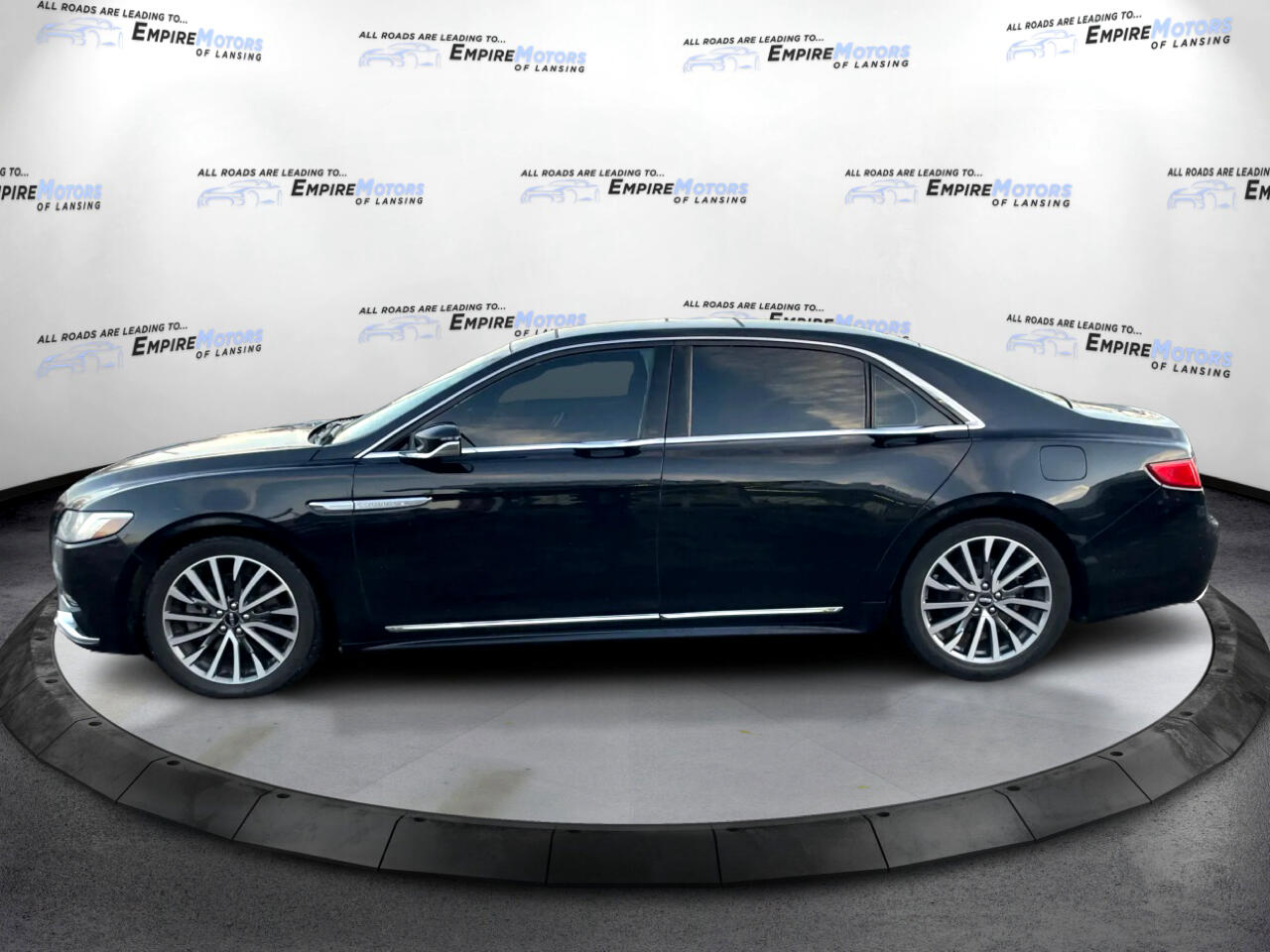 Lincoln Continental Select 2019