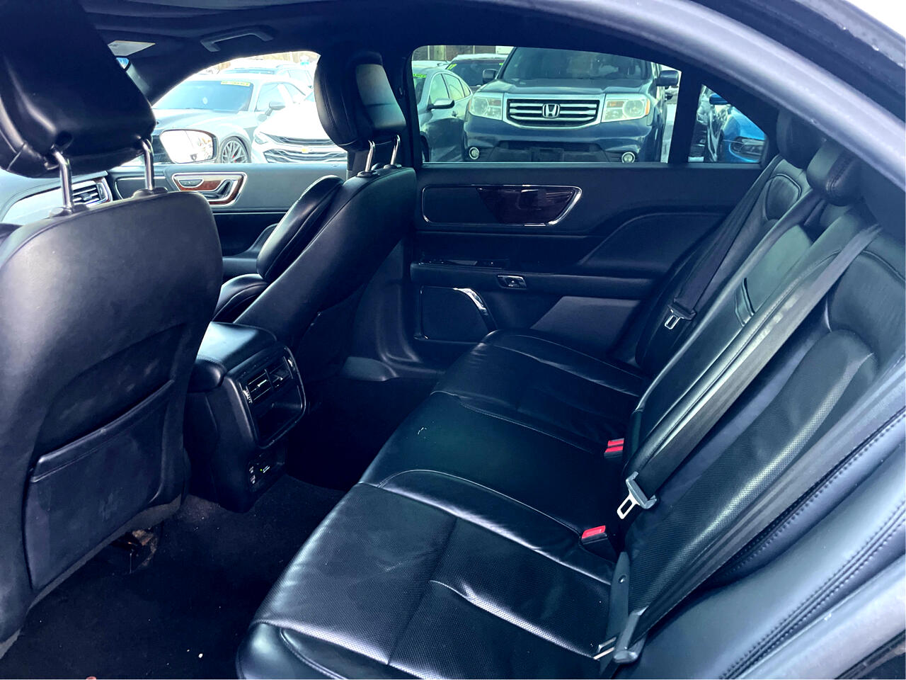 Lincoln Continental Select 2019