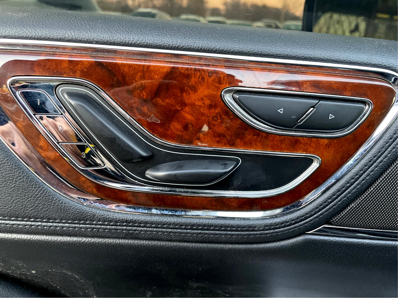 Lincoln Continental Select 2019