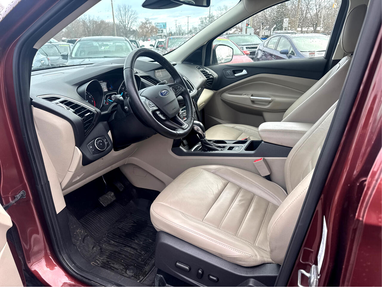 Ford Escape Titanium 4WD 2018