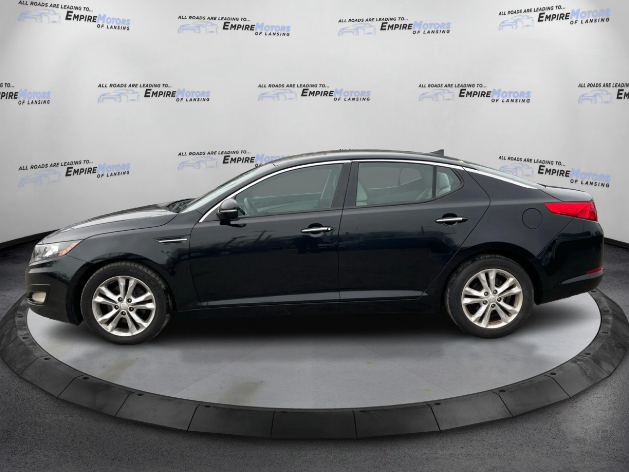 Kia Optima LX MT 2013