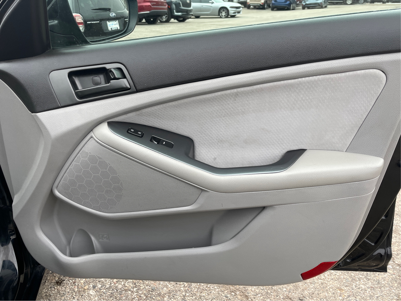 Kia Optima LX MT 2013