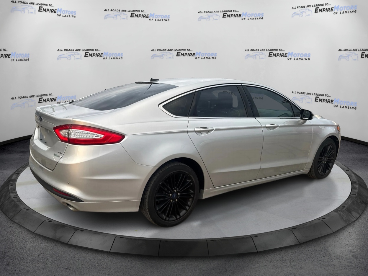 Ford Fusion SE 2015
