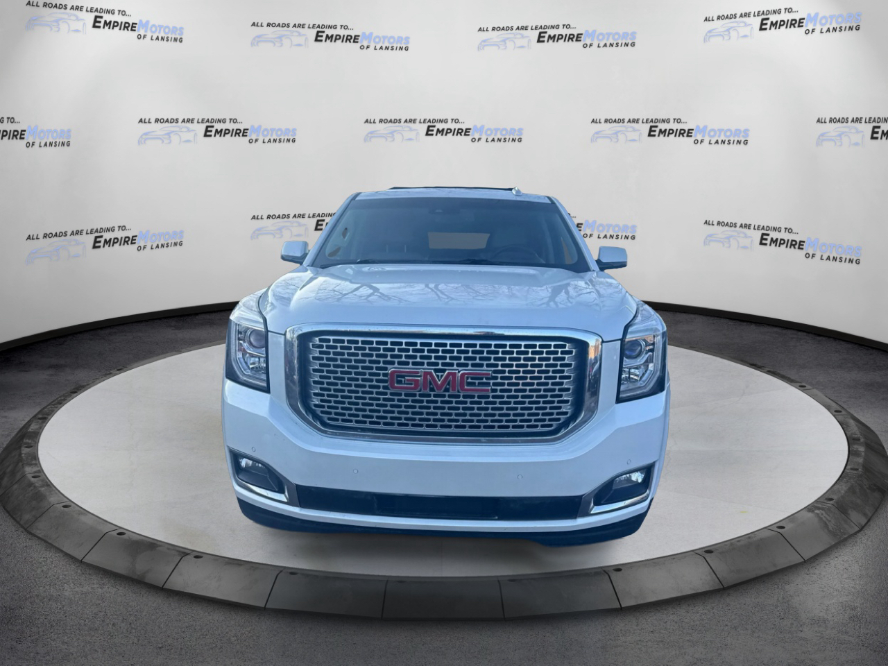 GMC Yukon XL Denali 4WD 2017