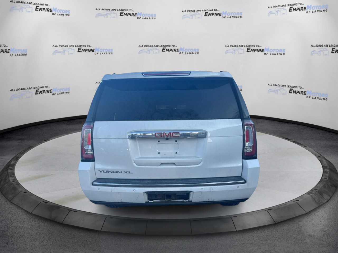 GMC Yukon XL Denali 4WD 2017