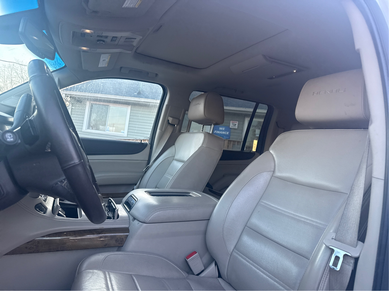 GMC Yukon XL Denali 4WD 2017