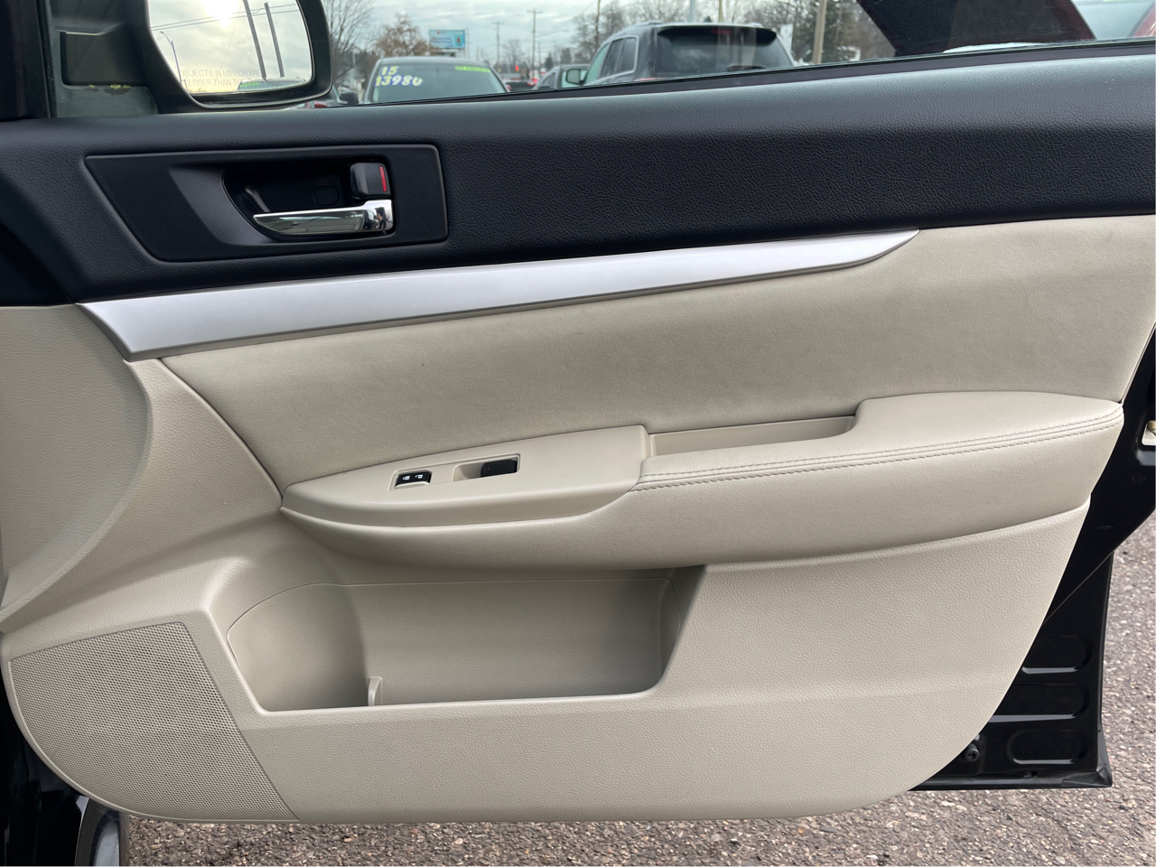 Subaru Legacy 2.5i Premium 2012