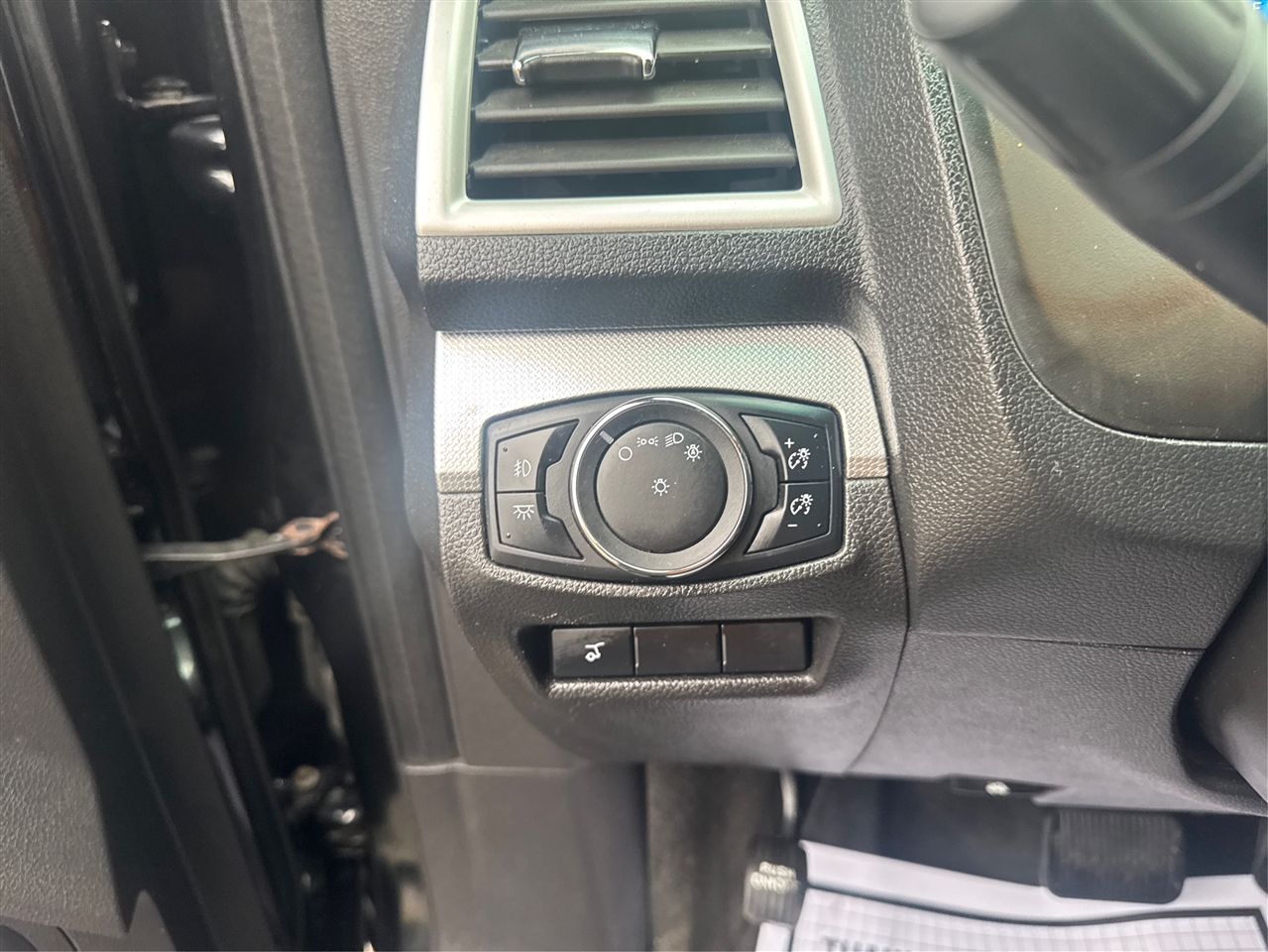 Ford Explorer XLT FWD 2015