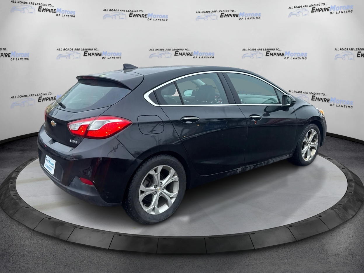 Chevrolet Cruze Premier Hatchback 2017