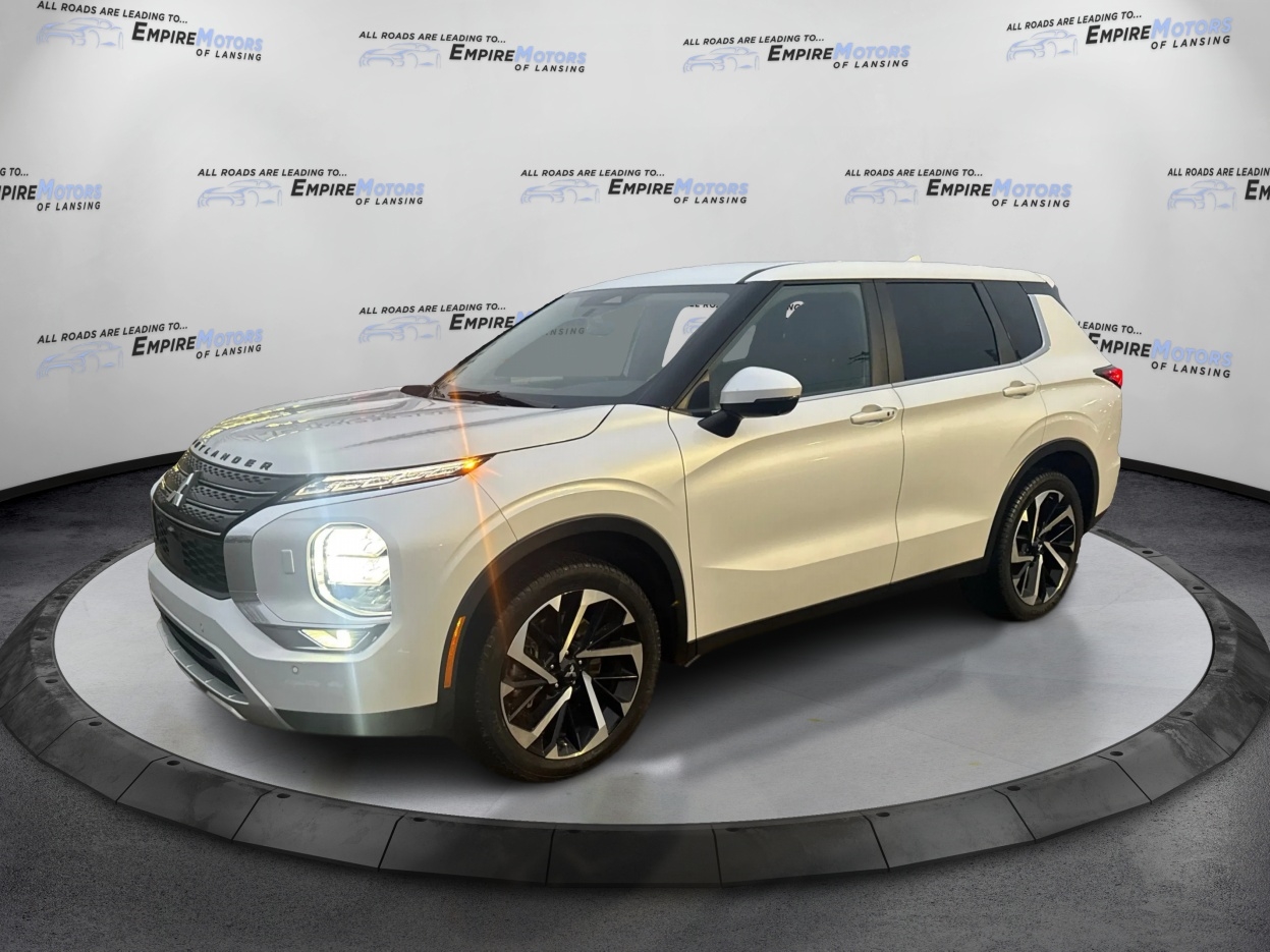 Mitsubishi Outlander SE 4WD 2023
