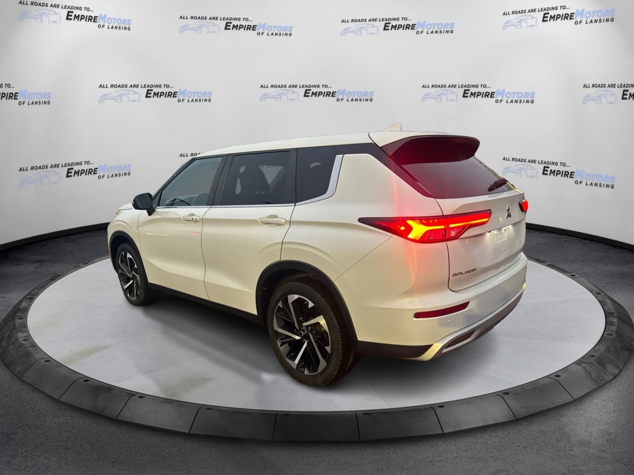 Mitsubishi Outlander SE 4WD 2023