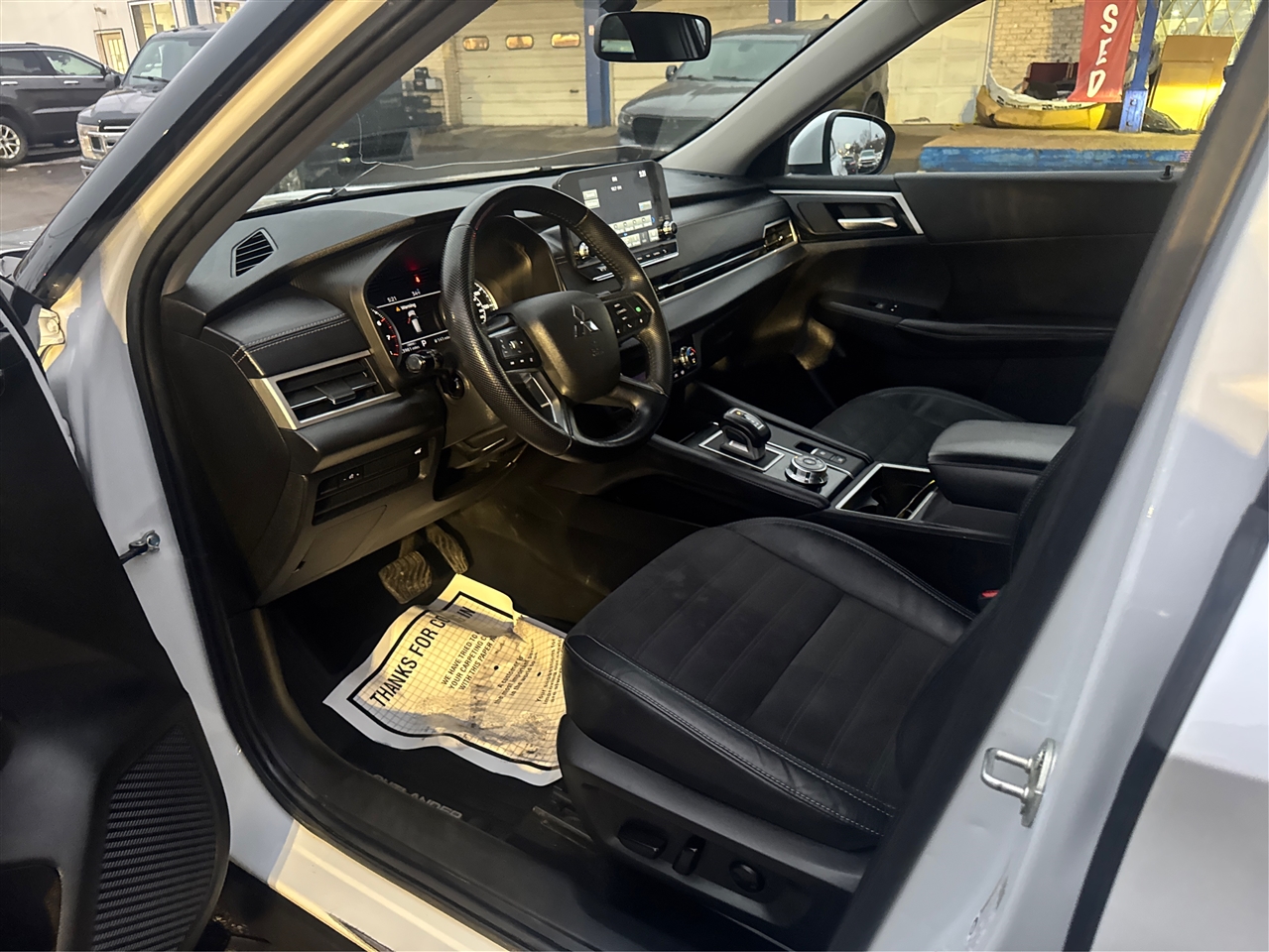 Mitsubishi Outlander SE 4WD 2023