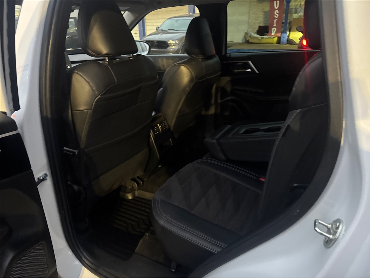 Mitsubishi Outlander SE 4WD 2023