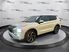 2023 Mitsubishi Outlander 