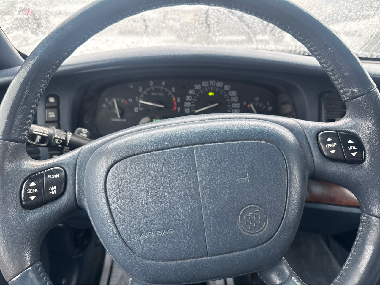 Buick Park Avenue Base 1999