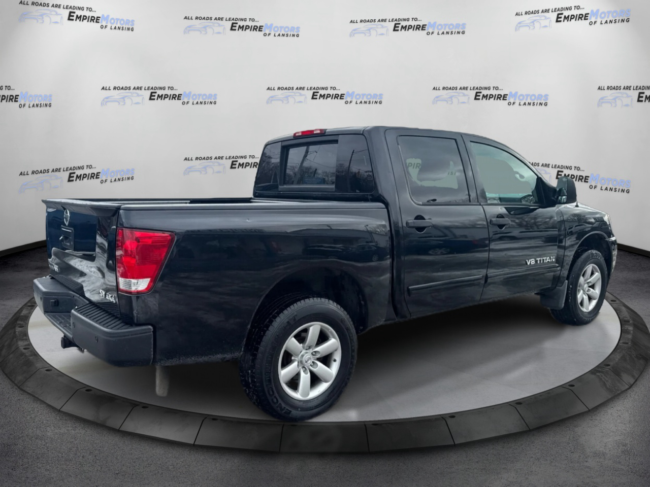 Nissan Titan PRO-4X Crew Cab 4WD SWB 2015